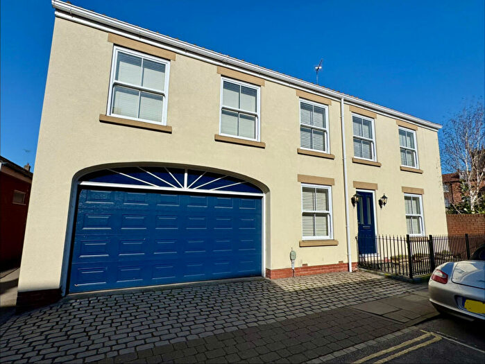 5 Bedroom Detached House For Sale In Wood Lane, Beverley, HU17