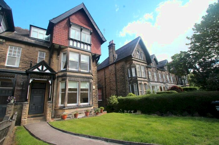 3 Bedroom Flat To Rent In Lancaster Road, Harrogate, HG2