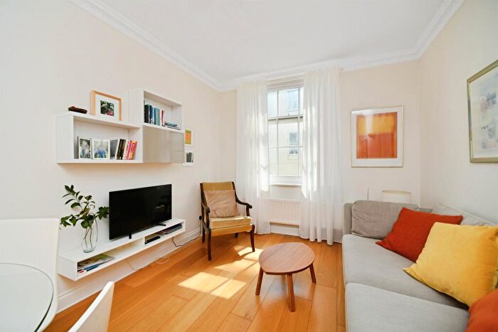2 Bedroom Flat For Sale In Marine Parade, Brighton, BN2
