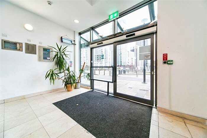2 Bedroom Flat For Sale In Princes Parade, Liverpool, Merseyside, L3