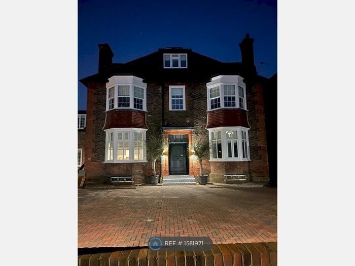 1 Bedroom Flat To Rent In Thrale Road, London, SW16