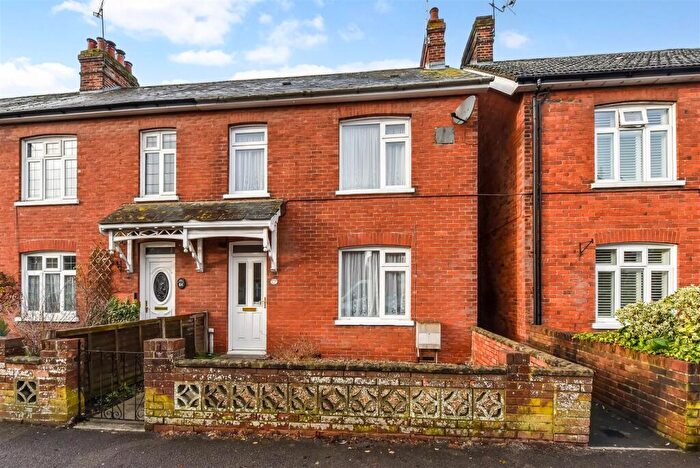 3 Bedroom End Of Terrace House For Sale In Winchester Road, Whitchurch, RG28