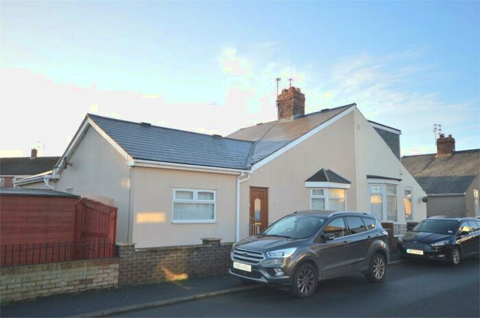2 Bedroom Bungalow For Sale In Laburnum Road, Sunderland, SR6