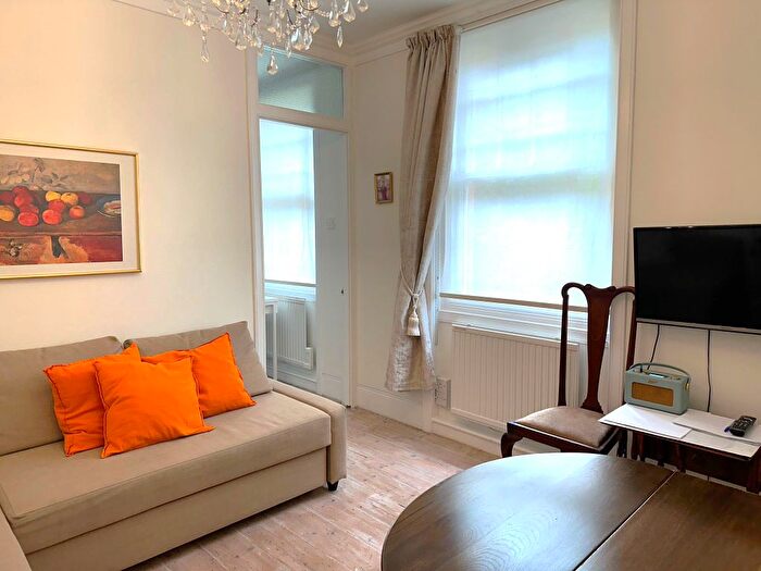 1 Bedroom Flat To Rent In Crawford Street, Marylebone, London, W1H