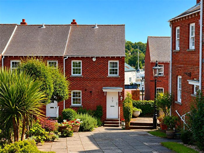 3 Bedroom End Of Terrace House For Sale In Trafalgar Place, Lymington, Hampshire, SO41