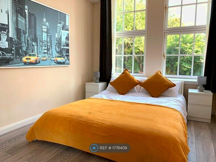 2 Bedroom Flat To Rent In Glenagnes Gardens, Dundee, DD2