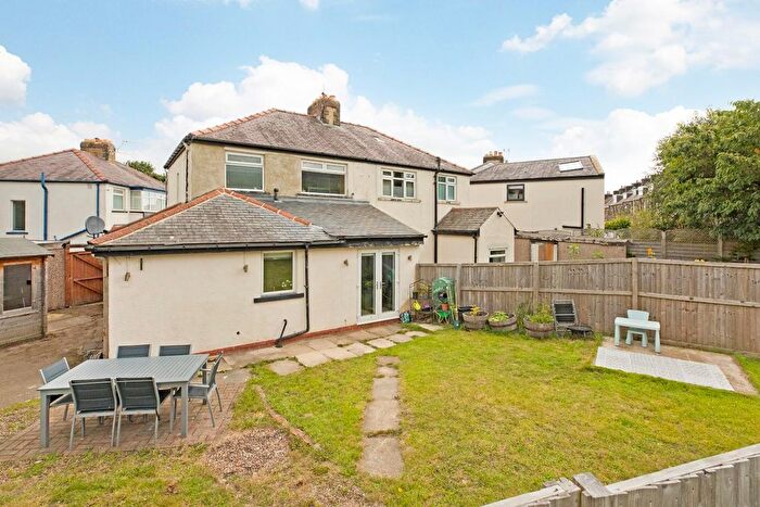 3 Bedroom Semi-Detached House For Sale In Thwaites Avenue, Ilkley, LS29
