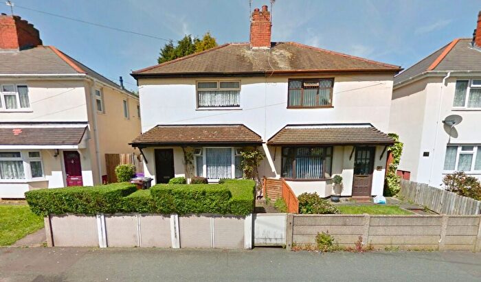 2 Bedroom Semi Detached House For Sale In , Castlecroft Road, Wolverhampton, WV14
