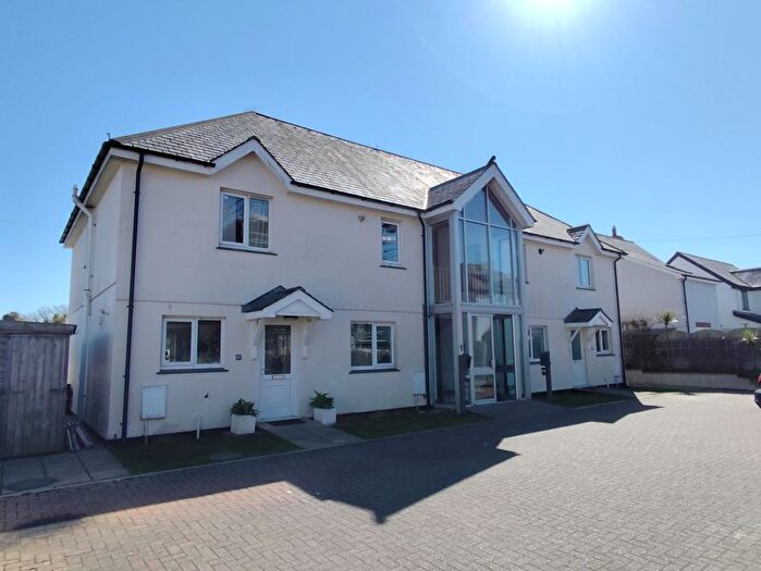 1 Bedroom Flat For Sale In Lawton Close, Newquay, TR7