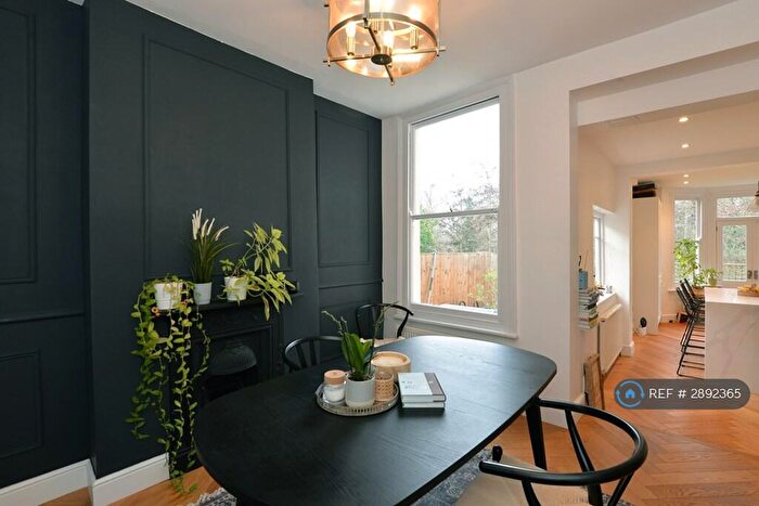 3 Bedroom Terraced House To Rent In Naylor Road, London, N20