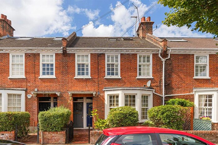 2 Bedroom Flat For Sale In Swaby Road, Earlsfield, London, SW18