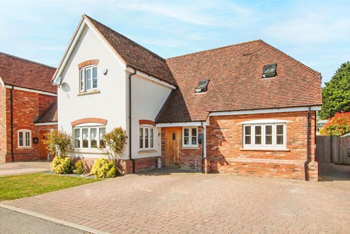 4 Bedroom Property For Sale In Greenhill View, Tilsworth, Leighton Buzzard, LU7