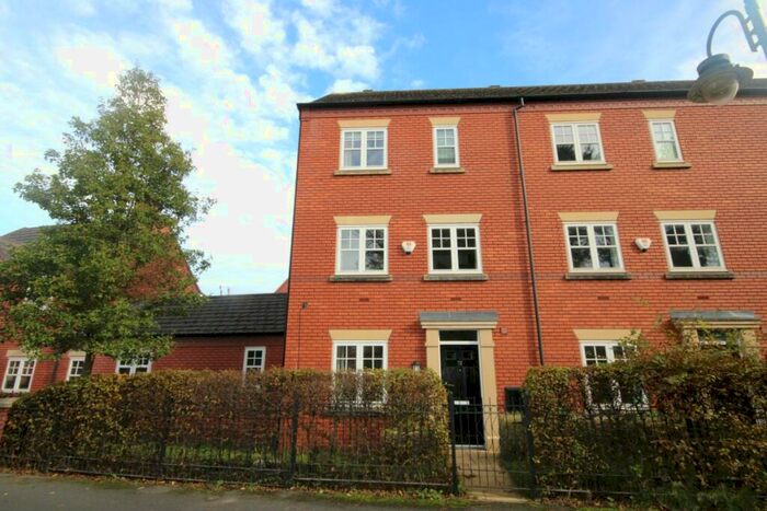 3 Bedroom Town House To Rent In Upton Grange, Chester, CH2