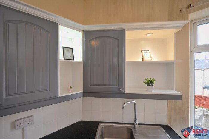 2 Bedroom Flat To Rent In Alexandra Road, Gateshead, NE8