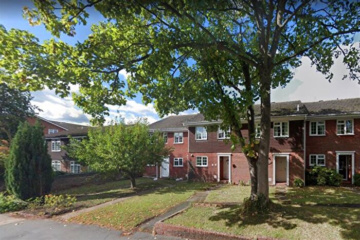 3 Bedroom Terraced House To Rent In Kings Road, Horsham, RH13