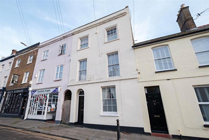 4 Bedroom Terraced House For Sale In Bank Street, Herne Bay, CT6