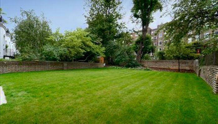 4 Bedroom Flat To Rent In Lexham Gardens, Kensington, London, W8