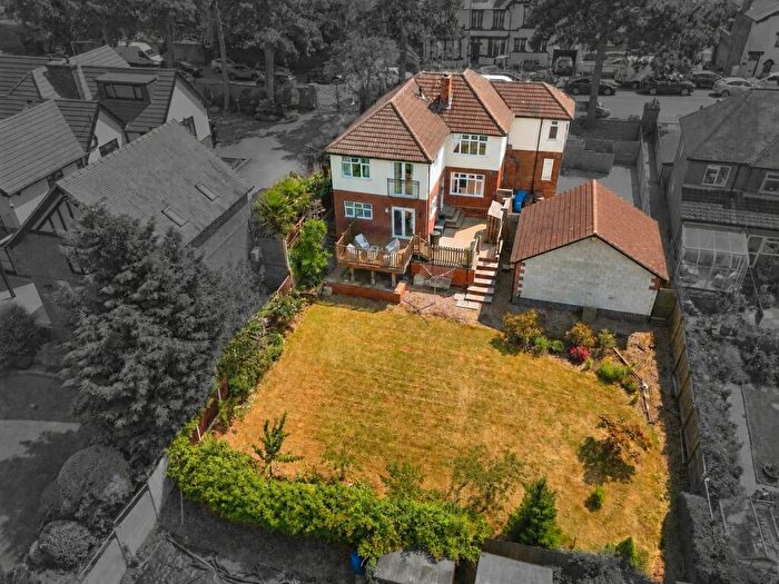 5 Bedroom Detached House For Sale In Burton Road, Derby, DE23