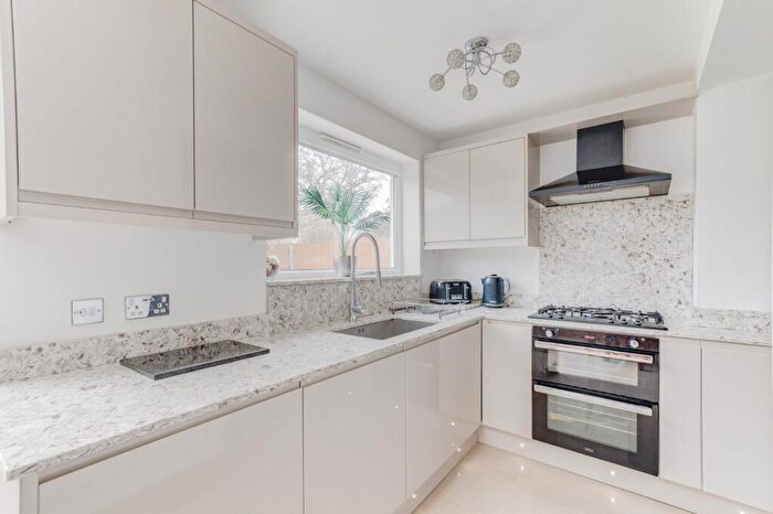 4 Bedroom Detached House For Sale In Scribers Lane, Birmingham, West Midlands, B28