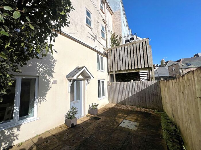 2 Bedroom Property To Rent In Undercliffe, Dartmouth, TQ6