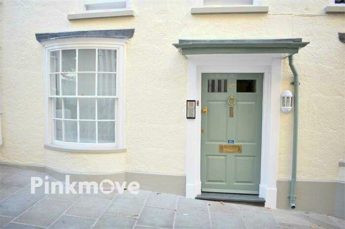2 Bedroom Flat To Rent In Hocker Hill Street, Chepstow Ref#00016350, NP16