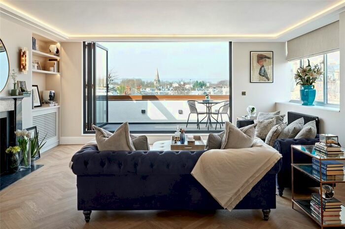 3 Bedroom Flat For Sale In Cavaye House, Cavaye Place, SW10