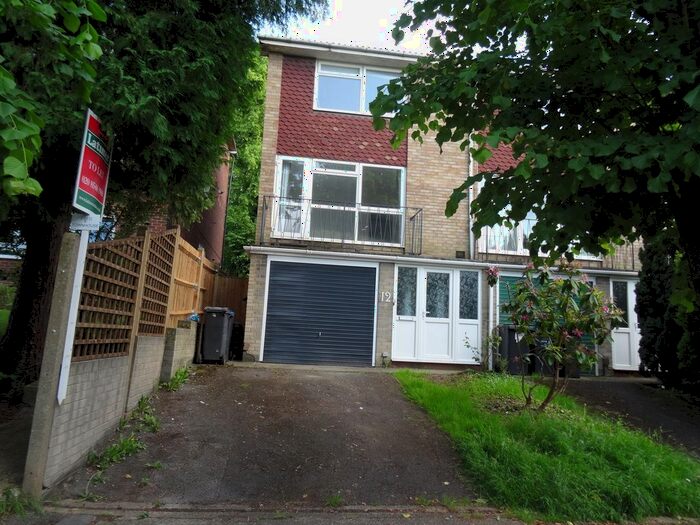 3 Bedroom Town House To Rent In Cranes Park Avenue, Kingston Upon Thames, KT5