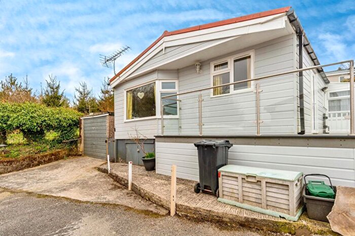 3 Bedroom Park Home For Sale In Tamar Park, Coxpark, Gunnislake, PL18