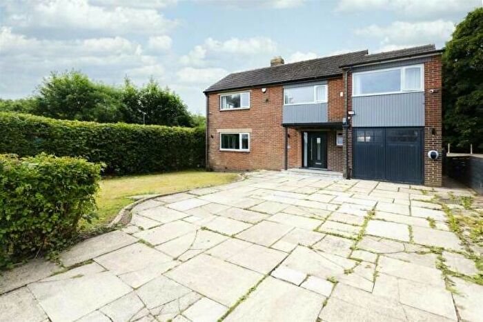 5 Bedroom Detached House To Rent In George Avenue, Huddersfield, West Yorkshire, HD2