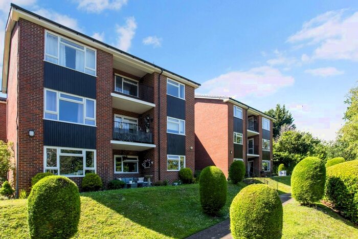 2 Bedroom Flat To Rent In Park Road, Kenley, CR8