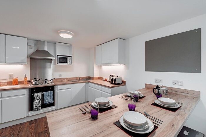 1 Bedroom Flat To Rent In Regent Street, Plymouth, PL4