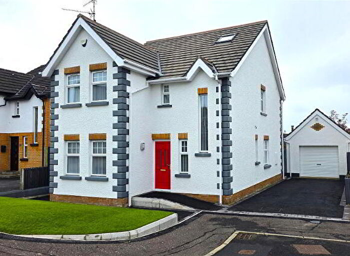 5 Bedroom Detached House For Sale In Edgewood Court, Antrim, BT41