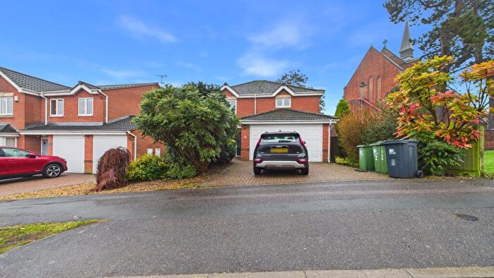 5 Bedroom Detached House For Sale In Church Farm Road, Ripley, Derbyshire, DE5