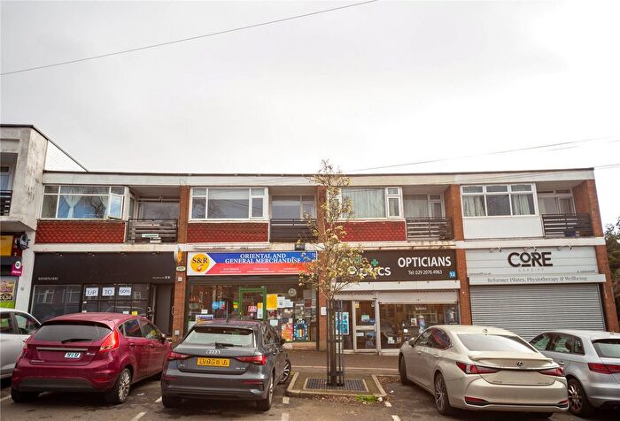 2 Bedroom Flat To Rent In Maryport Road, Penylan, Cardiff, CF23