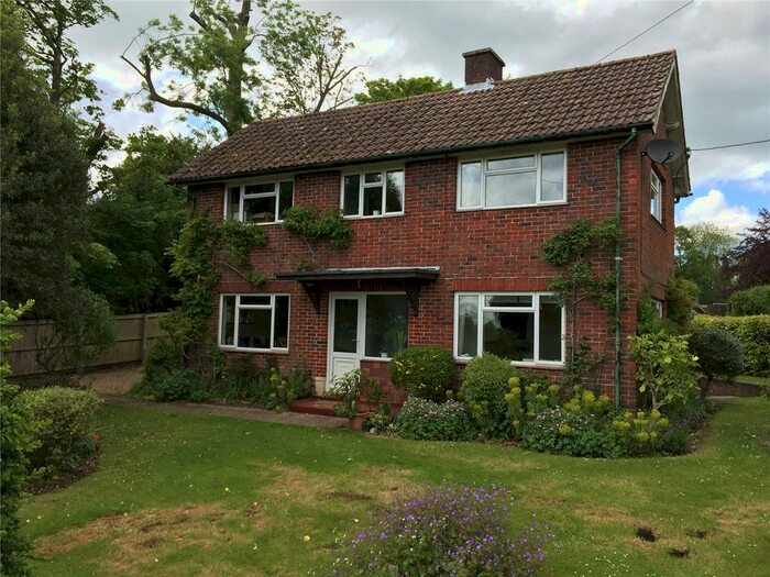 3 Bedroom Detached House To Rent In Jervis Court Lane, Swanmore, Southampton, Hampshire, SO32