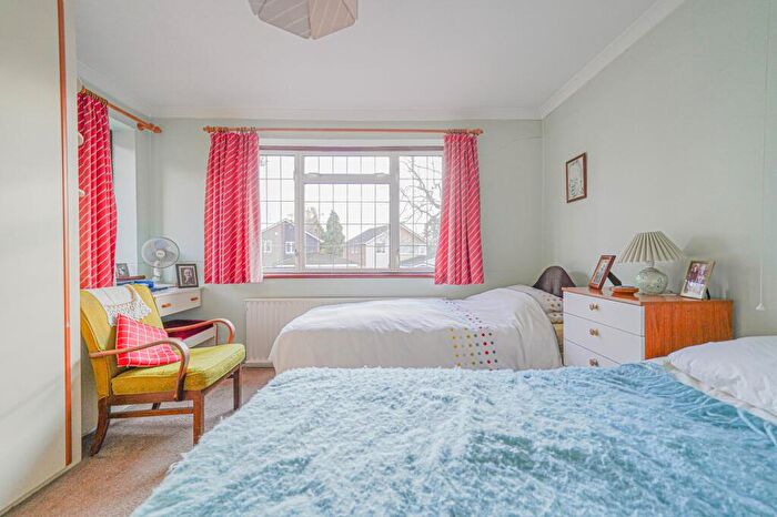 4 Bedroom Detached House For Sale In Needlers End Lane, Balsall Common, CV7