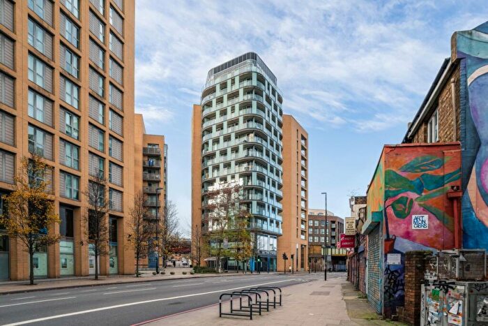 2 Bedroom Flat To Rent In Loampit Vale London, SE13