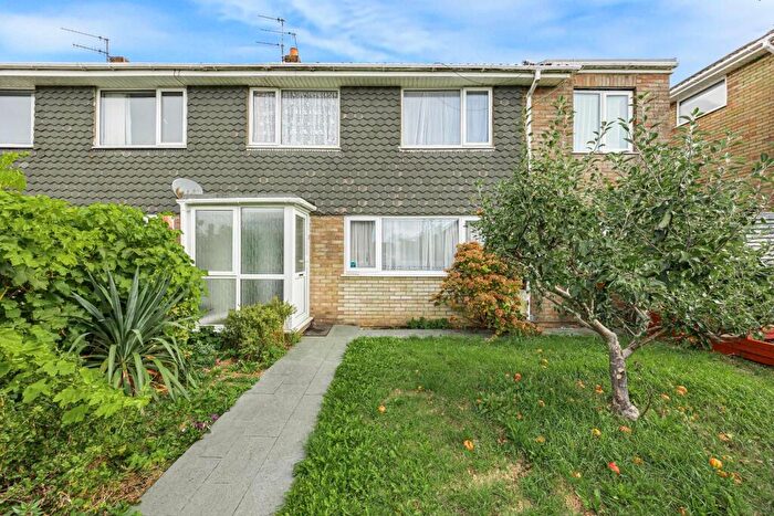 4 Bedroom End Of Terrace House For Sale In Appledore Close, Bristol, BS14