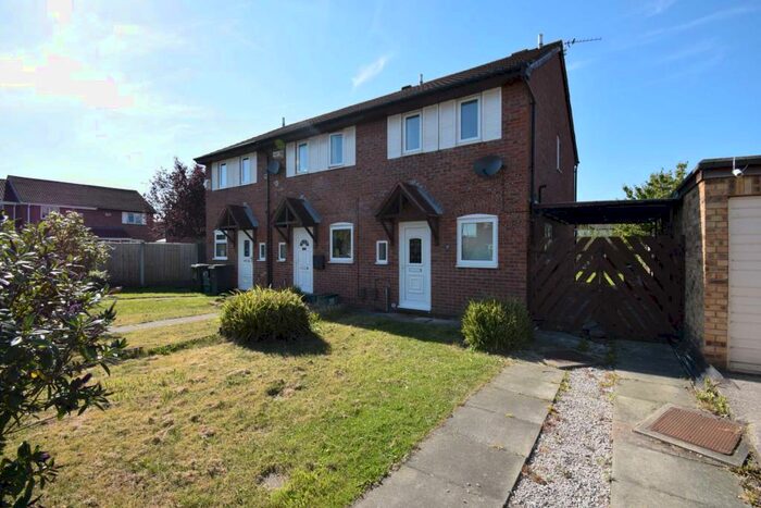 2 Bedroom End Of Terrace House To Rent In Appletree Grove, Ellesmere Port, CH66