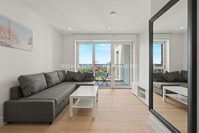 1 Bedroom Flat To Rent In Bow View Apartment, Bow Green, E3