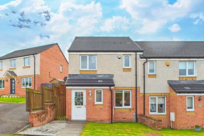 3 Bedroom End Of Terrace House For Sale In Valleyfield Crescent, Ferniegair, ML3