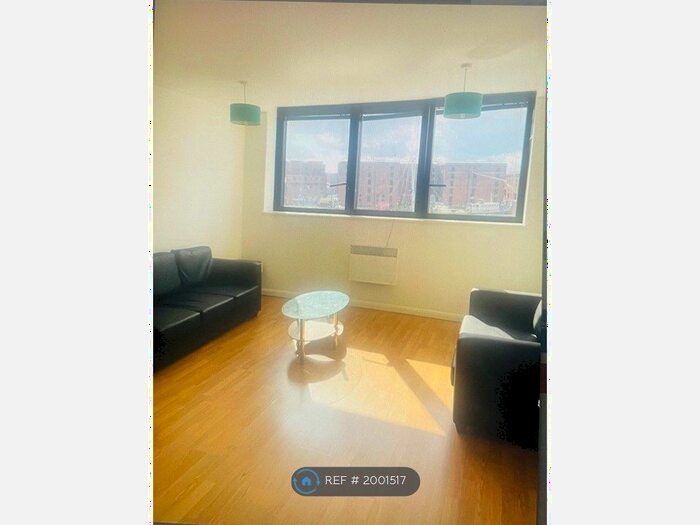 2 Bedroom Flat To Rent In Mann Island, Liverpool, L3