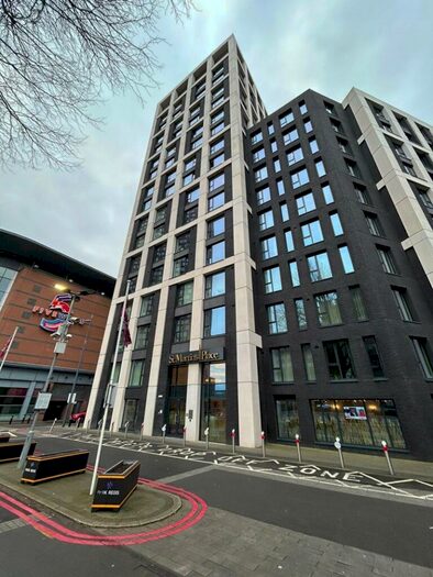 2 Bedroom Apartment To Rent In Broad Street, Birmingham, B15