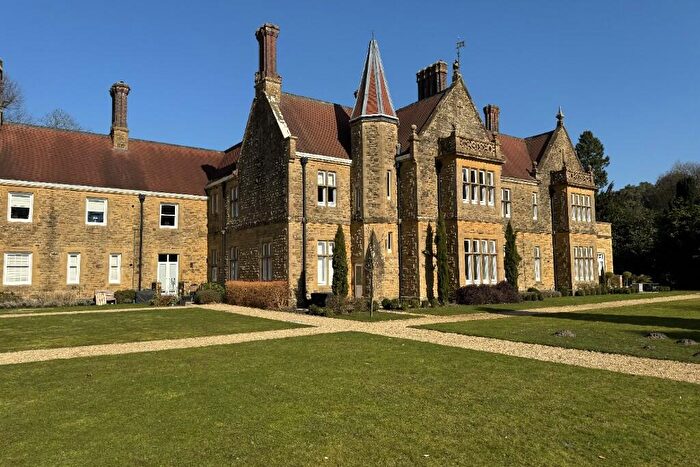 2 Bedroom Apartment For Sale In Farrer Estate, East Stoke, Wareham, BH20