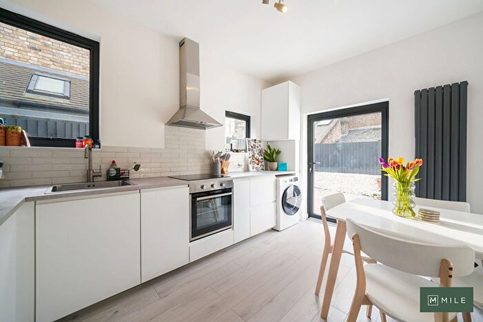 1 Bedroom Flat To Rent In Napier Road, London, NW10