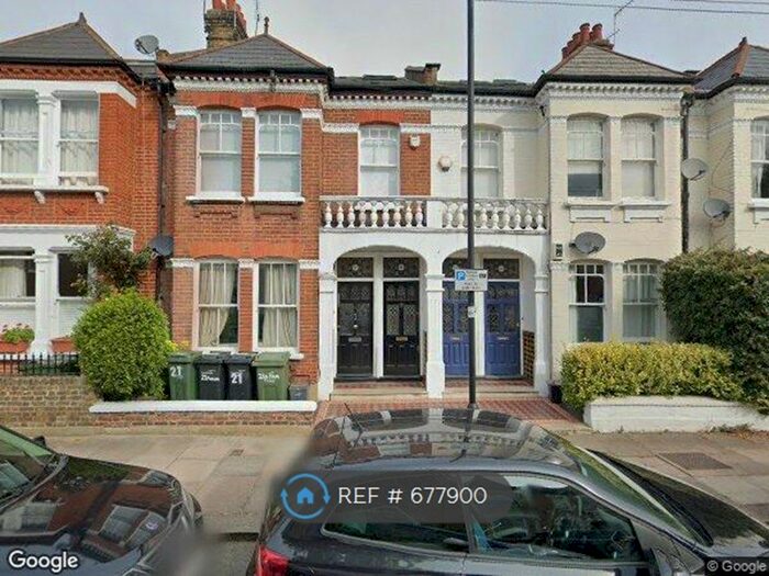 3 Bedroom Terraced House To Rent In London, London, SW4