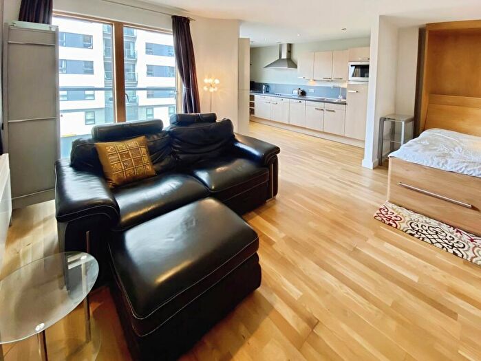 Studio For Sale In Fernie Street, Manchester, M4