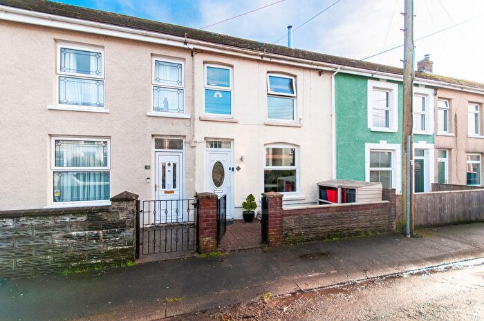 3 Bedroom Terraced House For Sale In Cwmtawe Road, Ystradgynlais, Swansea, SA9