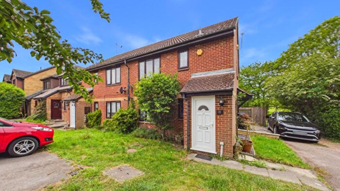 1 Bedroom Apartment To Rent In Yateley, GU46