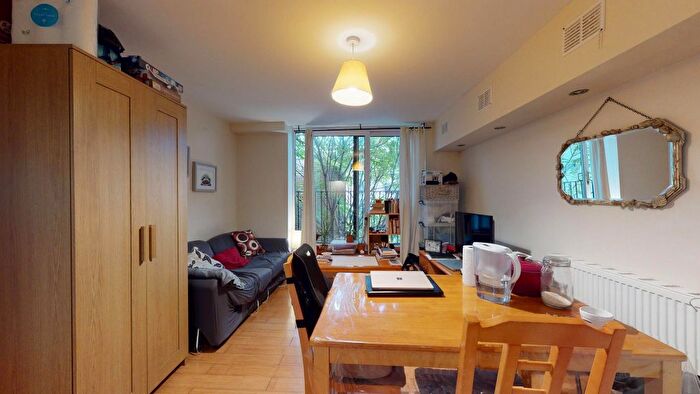 1 Bedroom Flat To Rent In Laugan Walk, London, SE17
